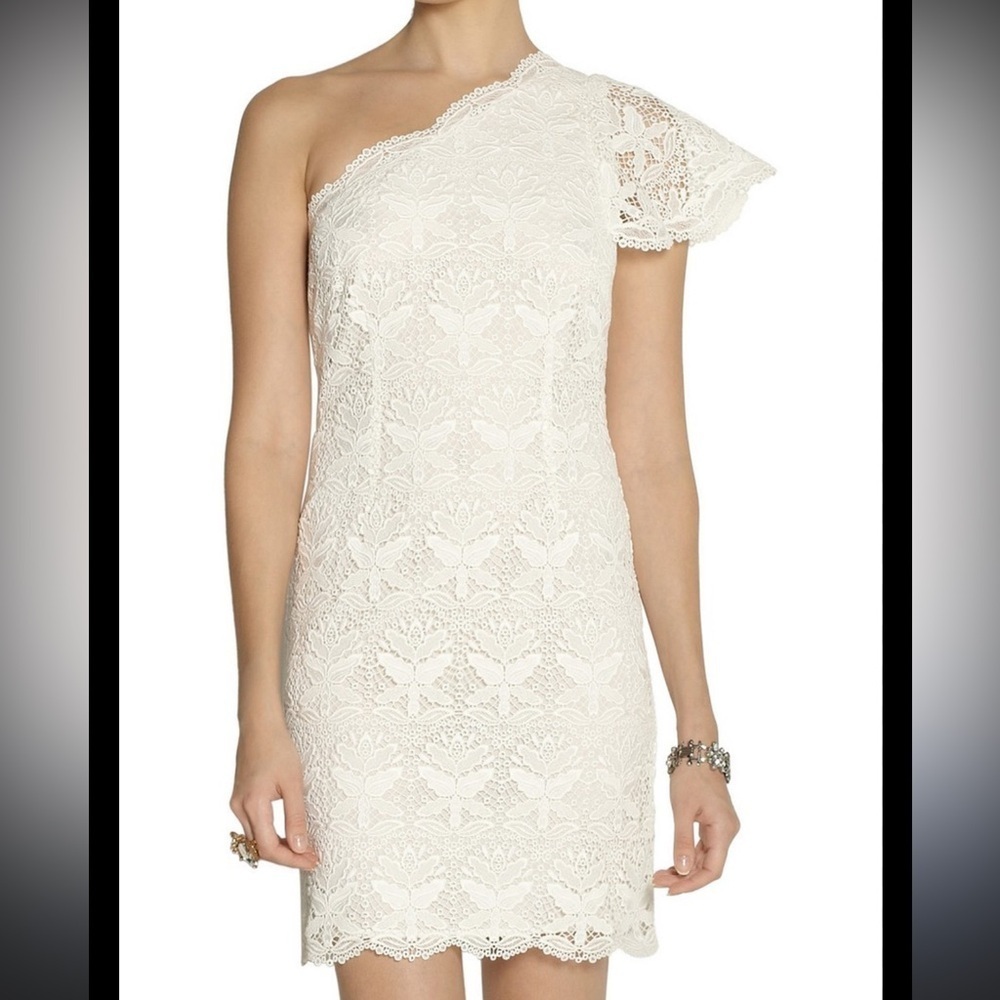 $2320 Emilio Pucci One Shoulder Macrame Lace Mini Dress Size 6